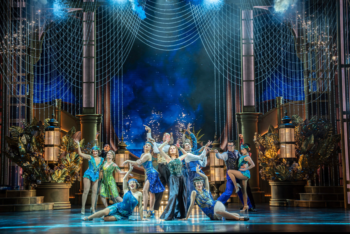 Photos: THE GREAT GATSBY in London's West End Image