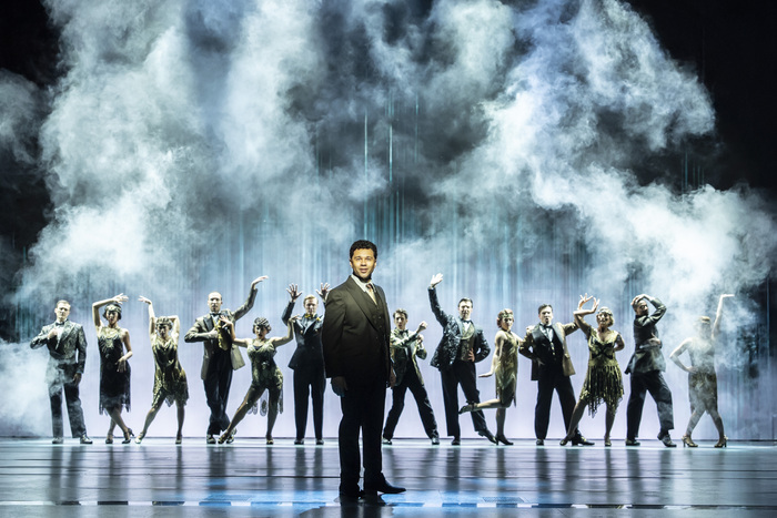 Photos: THE GREAT GATSBY in London's West End Image