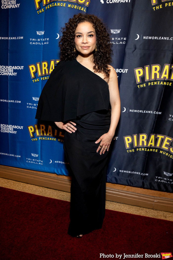 Photos: PIRATES! THE PENZANCE MUSICAL Opening Night Red Carpet Image