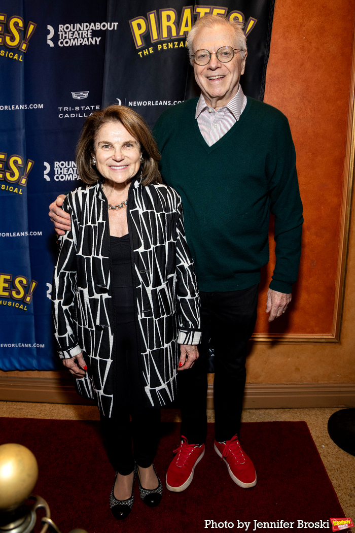 Photos: PIRATES! THE PENZANCE MUSICAL Opening Night Red Carpet Image