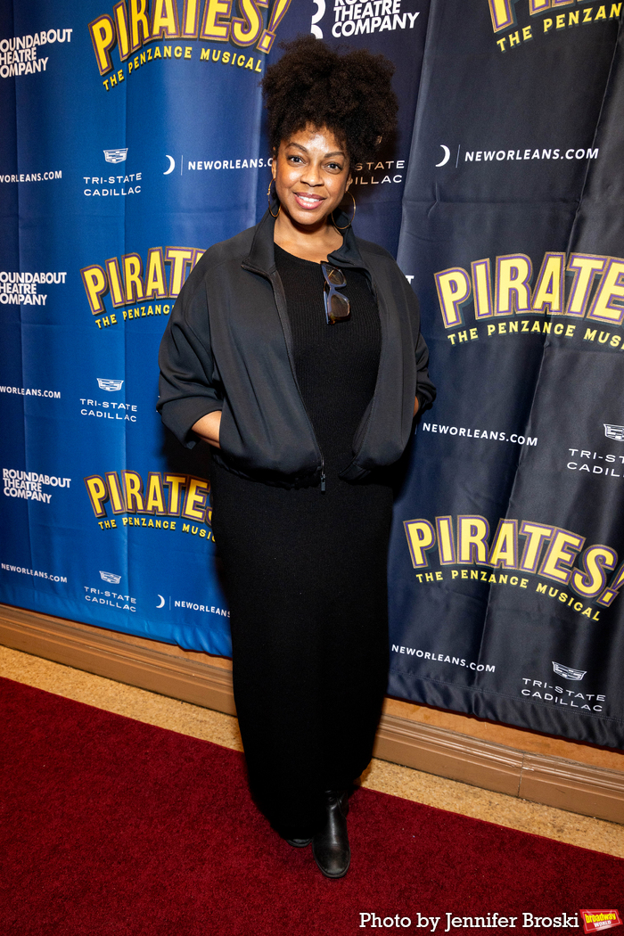 Photos: PIRATES! THE PENZANCE MUSICAL Opening Night Red Carpet Image