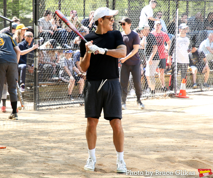 Photos: George Clooney Play Softball at the Broadway Show League Opening Day  Image