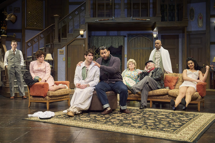Photos: NOISES OFF at Great Lakes Theater Image