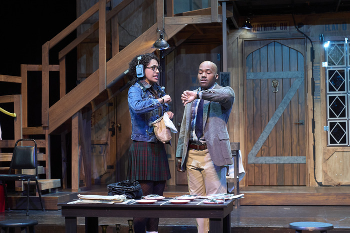 Photos: NOISES OFF at Great Lakes Theater Image