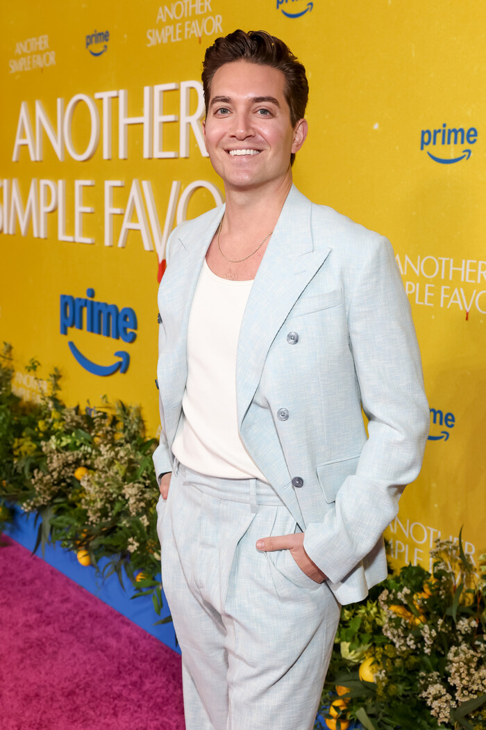 Photos: Patti LuPone, Andrew Rannells, & More at NYC Screening of ANOTHER SIMPLE FAVOR Image