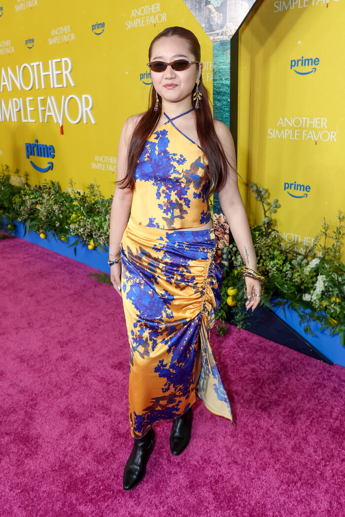 Photos: Patti LuPone, Andrew Rannells, & More at NYC Screening of ANOTHER SIMPLE FAVOR Image