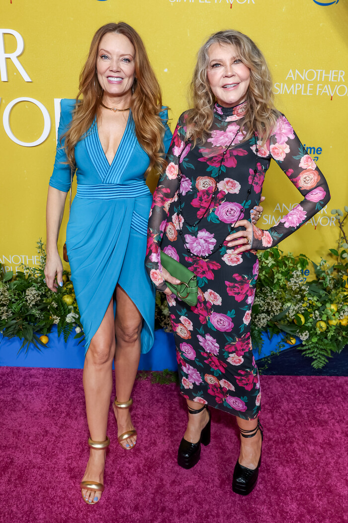 Photos: Patti LuPone, Andrew Rannells, & More at NYC Screening of ANOTHER SIMPLE FAVOR Image