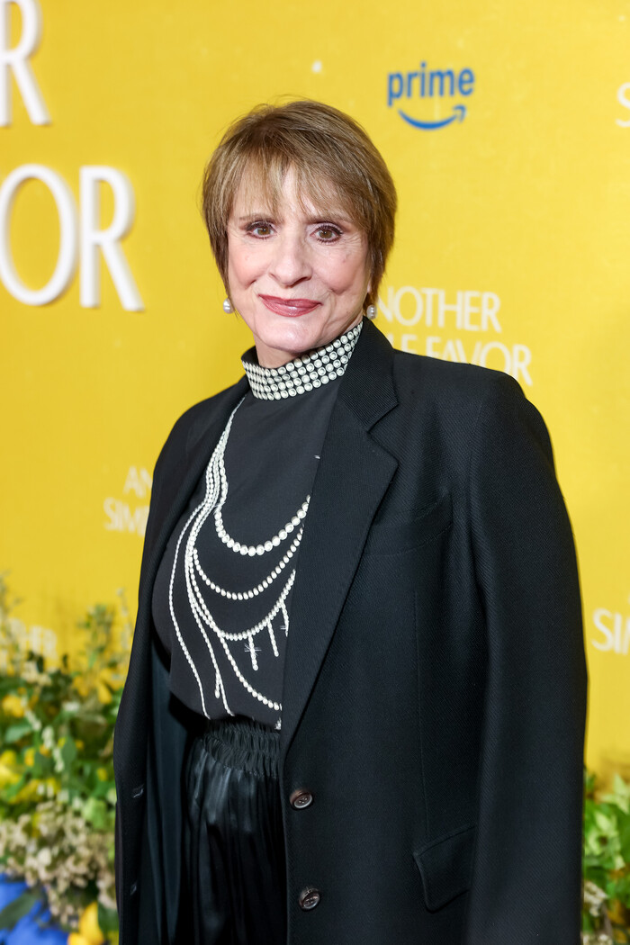 Photos: Patti LuPone, Andrew Rannells, & More at NYC Screening of ANOTHER SIMPLE FAVOR Image