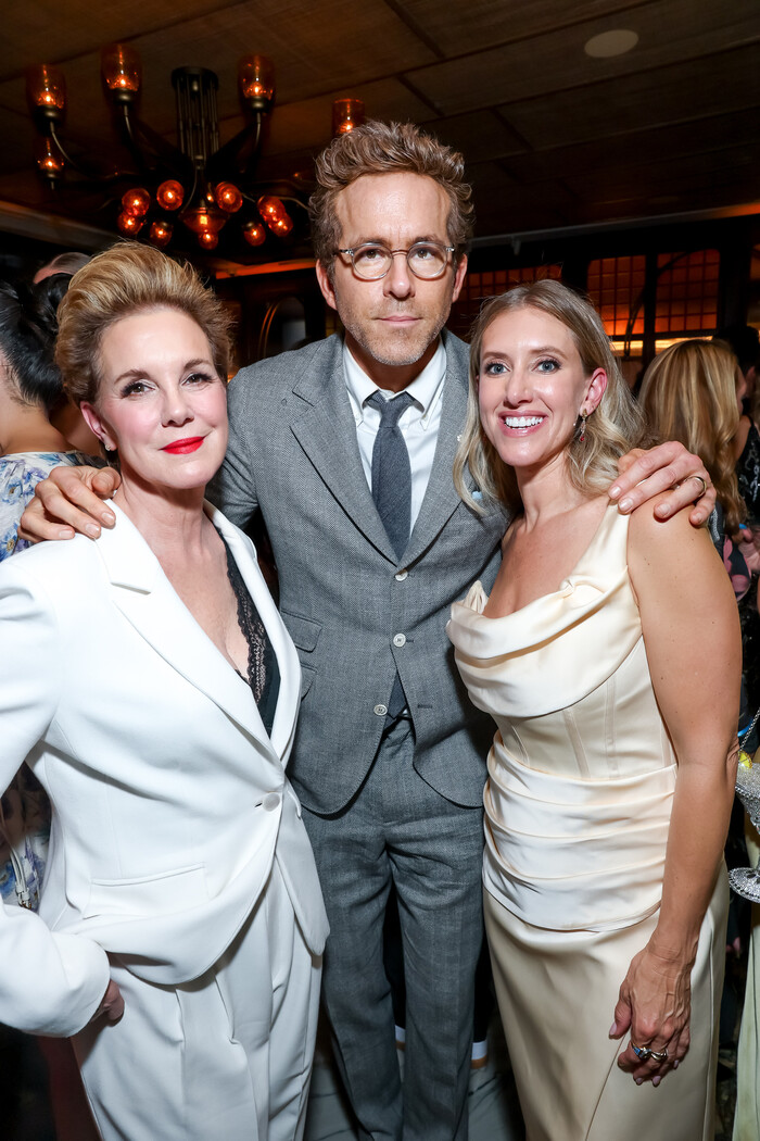 Photos: Patti LuPone, Andrew Rannells, & More at NYC Screening of ANOTHER SIMPLE FAVOR Image