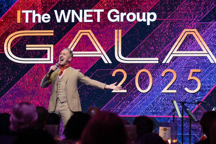 Photos: Alan Cumming at The WNET Group 2025 Gala in New York City Photos: Alan Cumming at The WNET Group 2025 Gala in New York City  Image