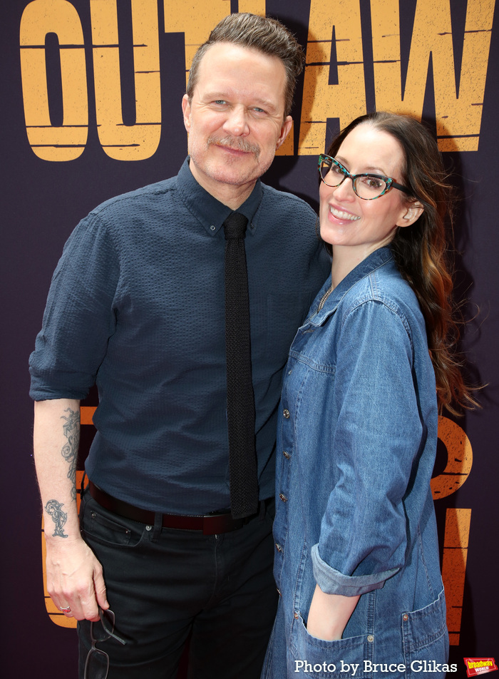 Photos: Stars Walk the Red Carpet on Opening Night of DEAD OUTLAW  Image