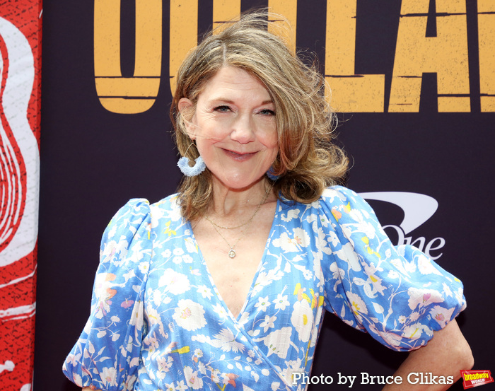 Photos: Stars Walk the Red Carpet on Opening Night of DEAD OUTLAW  Image