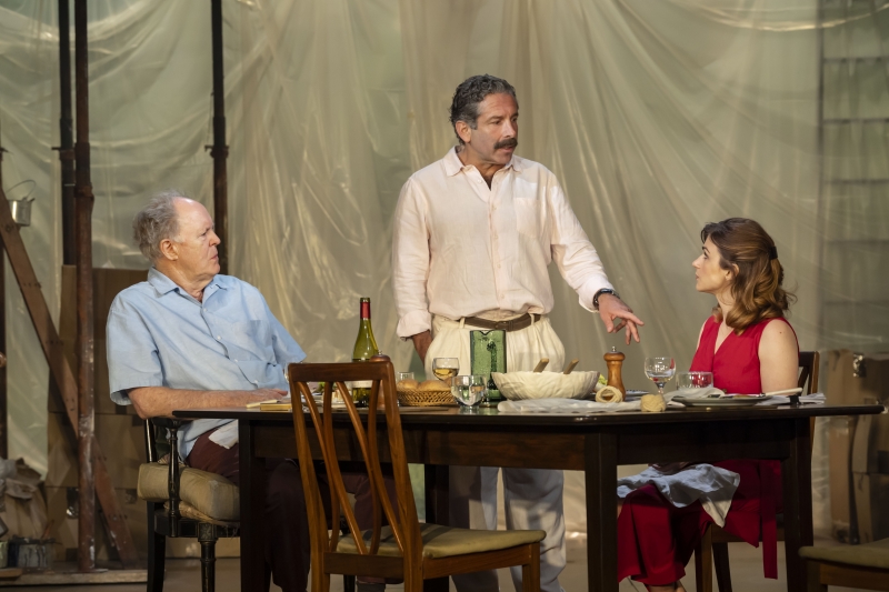 Review: GIANT, Starring John Lithgow Image