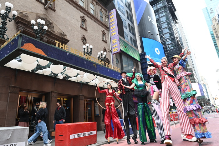 Photos: New Victory Family Benefit: CIRCUS IN THE CITY Image