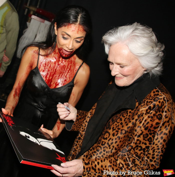 Nicole Scherzinger and Glenn Close  Photo