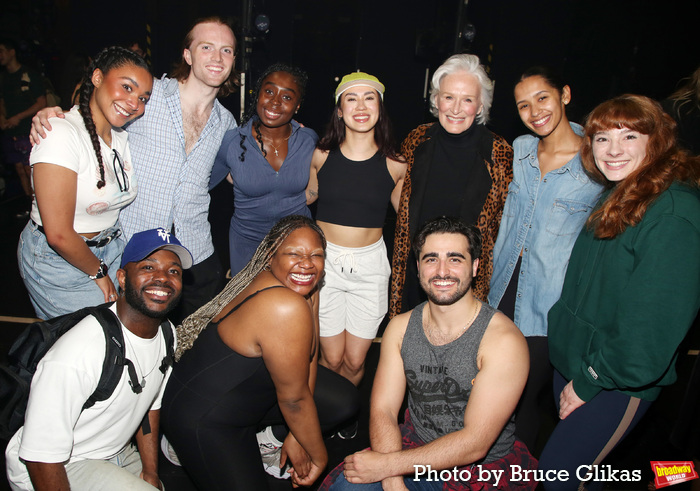 Glenn Close and The Cast of 