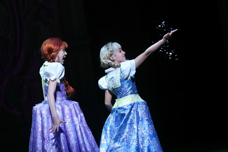 Review: FROZEN at Children's Theater Company Image