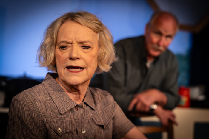 Photos: First look at Curtain Players’ FIREFLIES Image