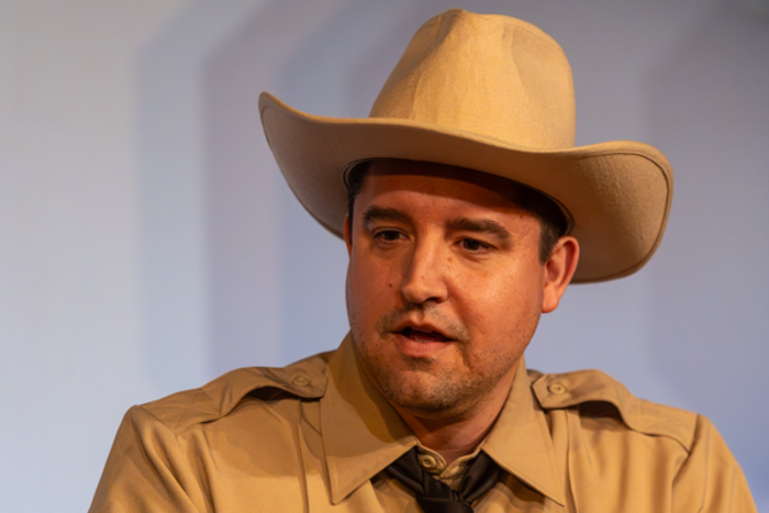 Photos: First look at Curtain Players’ FIREFLIES Image