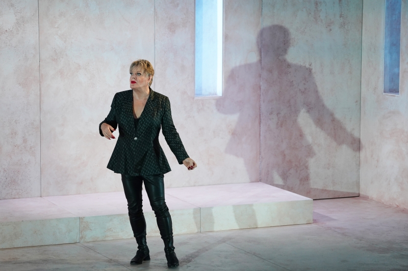 Review: HAMLET at The Seattle Rep Image