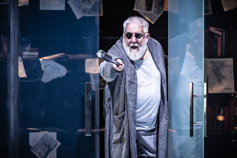 Review: TITUS ANDRONICUS, Starring Simon Russell Beale Image