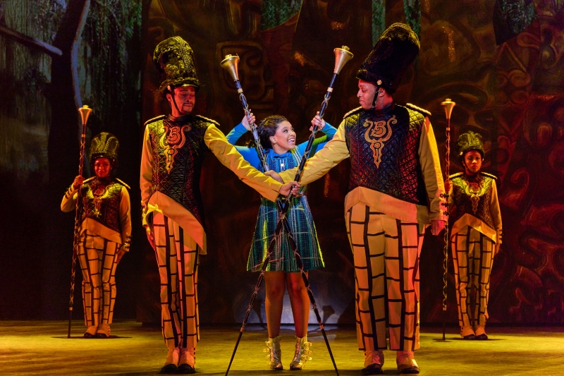 Review: THE WIZ at Hobby Center For The Performing Arts Image