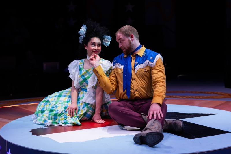 Review: DAS BARBECÜ at Stages Houston Image