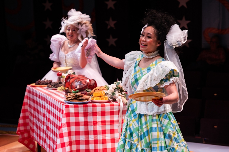 Review: DAS BARBECÜ at Stages Houston Image