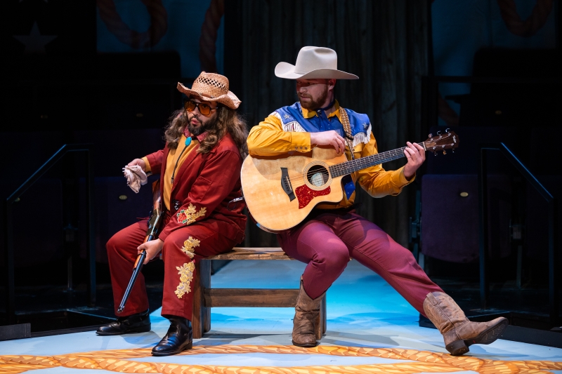 Review: DAS BARBECÜ at Stages Houston Image