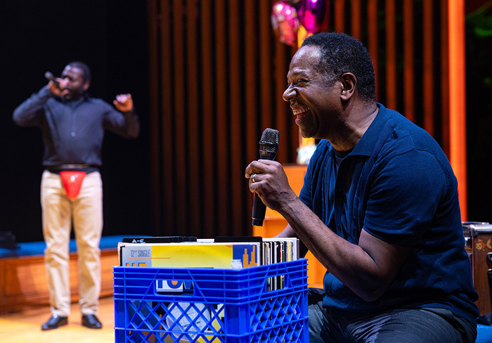 Photos: First Look At HYMN Playing Now At Chicago Shakespeare Theater Image