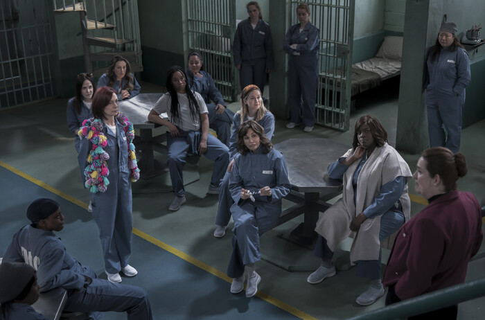 Photos: ELSBETH Season Finale Photos Reveal CHICAGO Musical Number, Returning Guest Stars Image