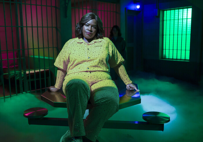 Photos: ELSBETH Season Finale Photos Reveal CHICAGO Musical Number, Returning Guest Stars Image