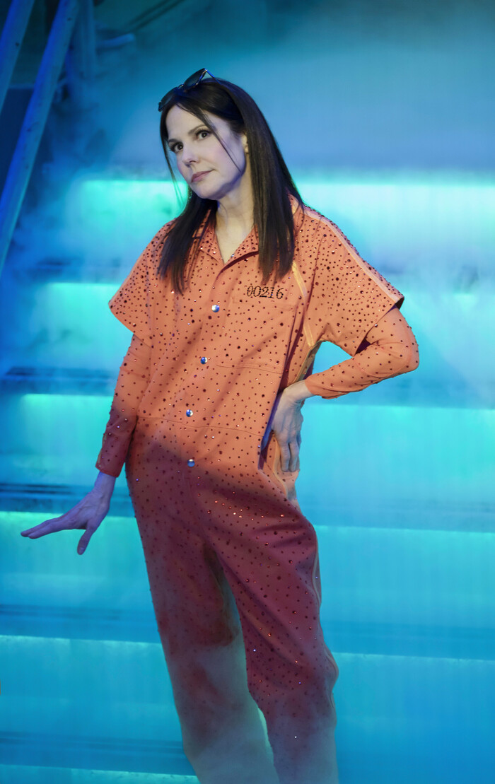 Photos: ELSBETH Season Finale Photos Reveal CHICAGO Musical Number, Returning Guest Stars Image