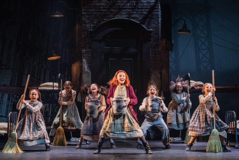 Review: ANNIE at Texas Performing Arts Image