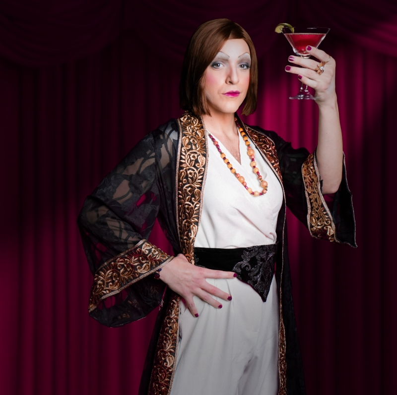 Review: THE DROWSY CHAPERONE at Short North Stage Image