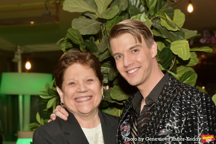 Photos: Mark William Returns to Green Room 42 Image