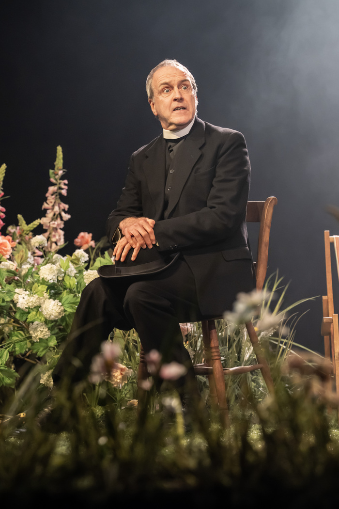 Photos: Imelda Staunton and More in MRS. WARREN'S PROFESSION Image