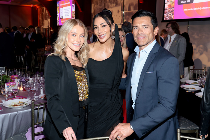 Kelly Ripa, Nicole Scherzinger, and Mark Consuelos Photo
