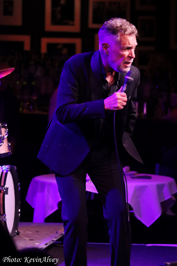 Photos: Clint Holmes Brings Icons To Birdland Jazz Image