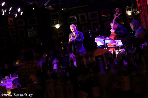 Photos: Clint Holmes Brings Icons To Birdland Jazz Image