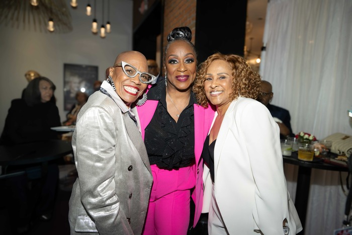 Photos: Norm Lewis, Liz Callaway & More Attend Final Johnny Mathis Concert at bergenPAC Image