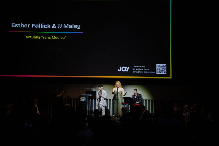 Photos: Rachel Sussman Receives Jewish Queer Icon Award Image