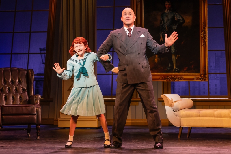 Review: ANNIE at Dolby Theatre Image