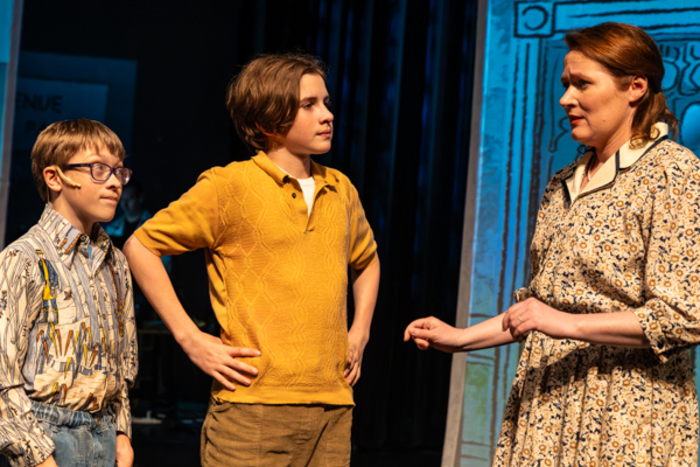 Photos: First look at Evolution Theatre Company’s FUN HOME Image