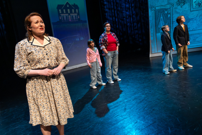 Photos: First look at Evolution Theatre Company’s FUN HOME Image