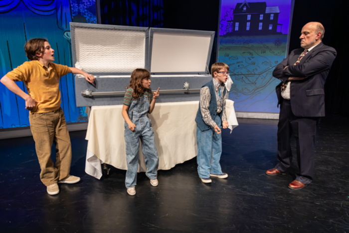 Photos: First look at Evolution Theatre Company’s FUN HOME Image