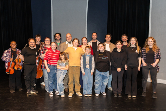 Photos: First look at Evolution Theatre Company’s FUN HOME Image