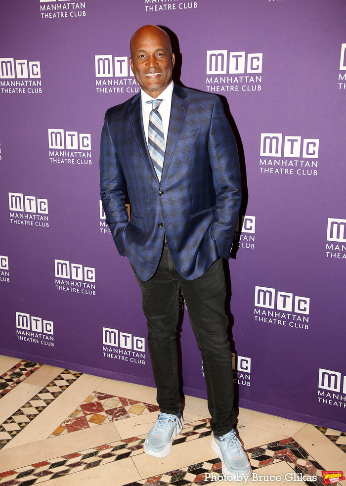 Photos: Inside MTC's Spring Gala Honoring Jake Gyllenhaal Image