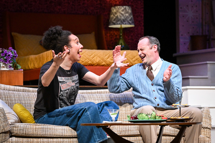 Photos: Duluth Playhouse Opens Minnesota Premiere of HOME, I'M DARLING Image