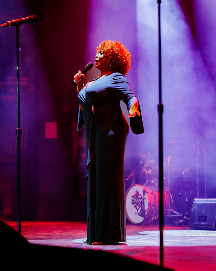 Photos: CHICAGO SINGS 30 YEARS OF PORCHLIGHT Event Image